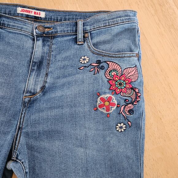 Johnny Was Dallah Embroidered Floral Mid-Rise Skinny Jeans Size 30 EUC - Picture 5 of 11